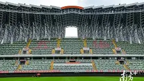 贾玲谈刘德华邀演夫人：最终决定权在你