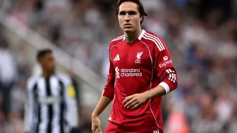 周星驰7000万追讨案再开庭，前女友揭露分手幕后真相